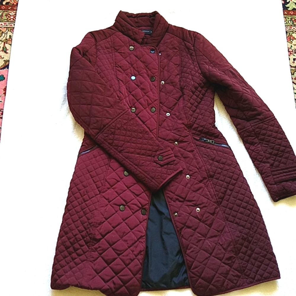 Zara burgundy coat size M